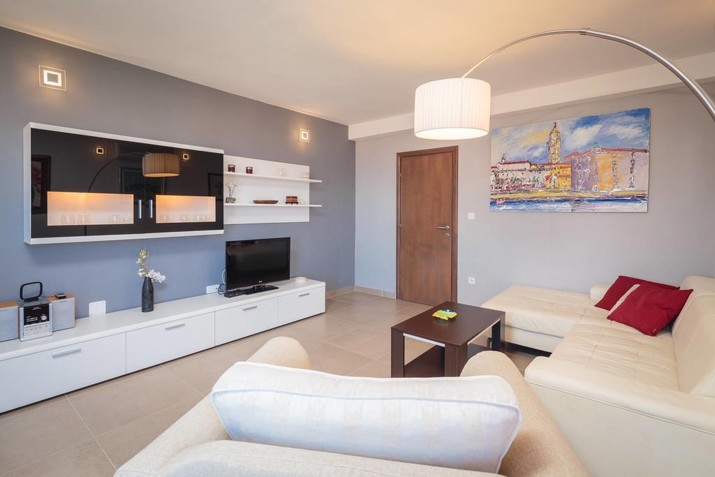 Apartments Judita Супетар Экстерьер фото