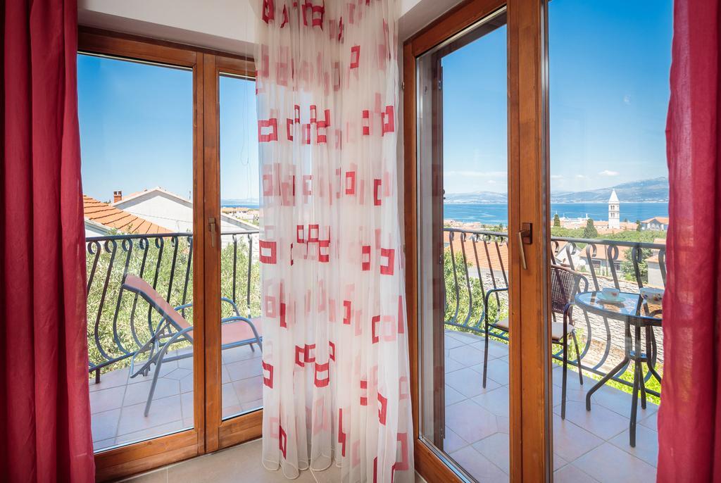 Apartments Judita Супетар Экстерьер фото