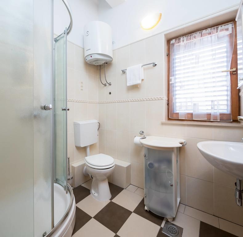 Apartments Judita Супетар Экстерьер фото