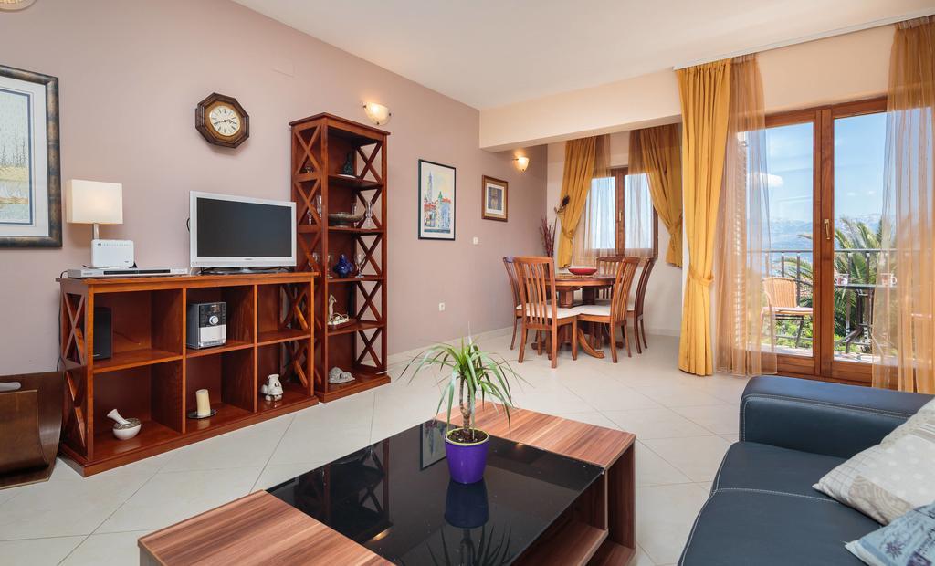 Apartments Judita Супетар Экстерьер фото